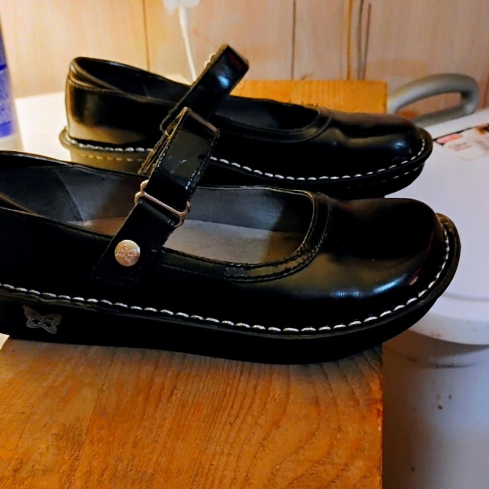 Alegria Wemons Paloma  Mary Jane Shoes